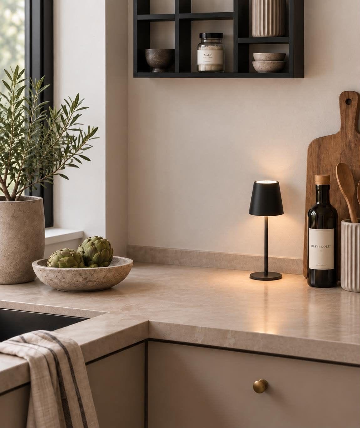 Lampe de table LED rechargeable – Black