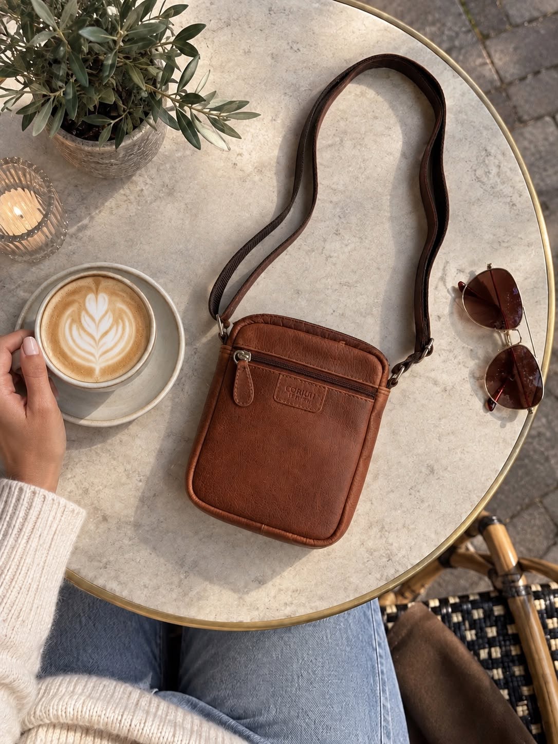 Sac pour téléphone / Crossover - Brown Daily