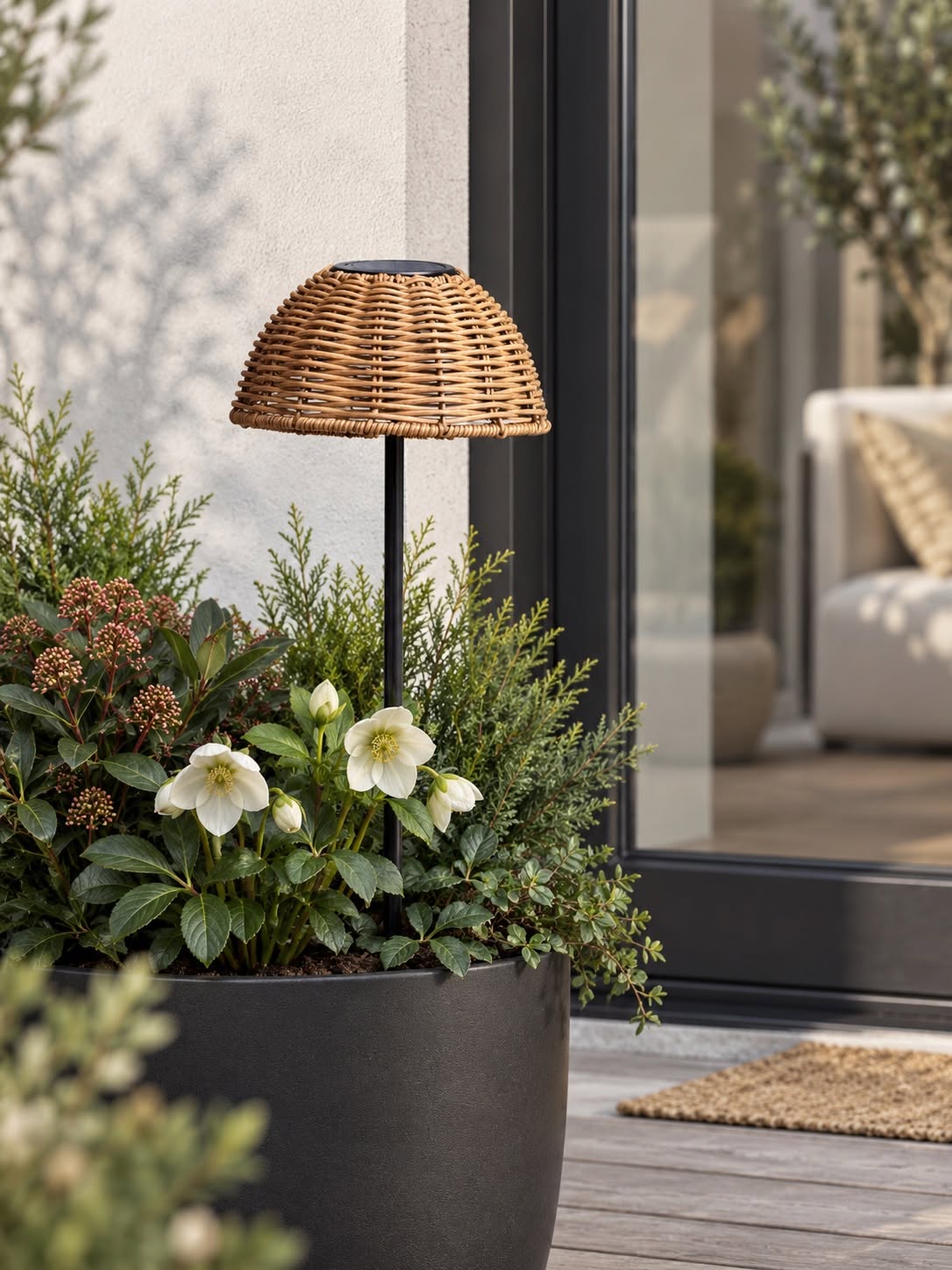 Lampe de jardin LINA Solar sur piquet