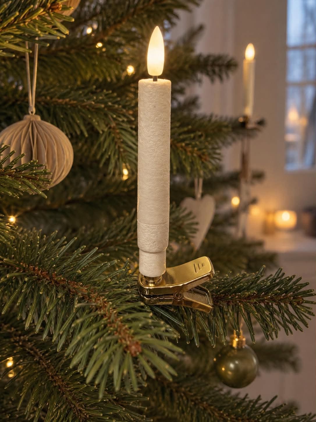 Bougies LED pour sapin de Noël 10 pcs avec support en laiton et télécommande
