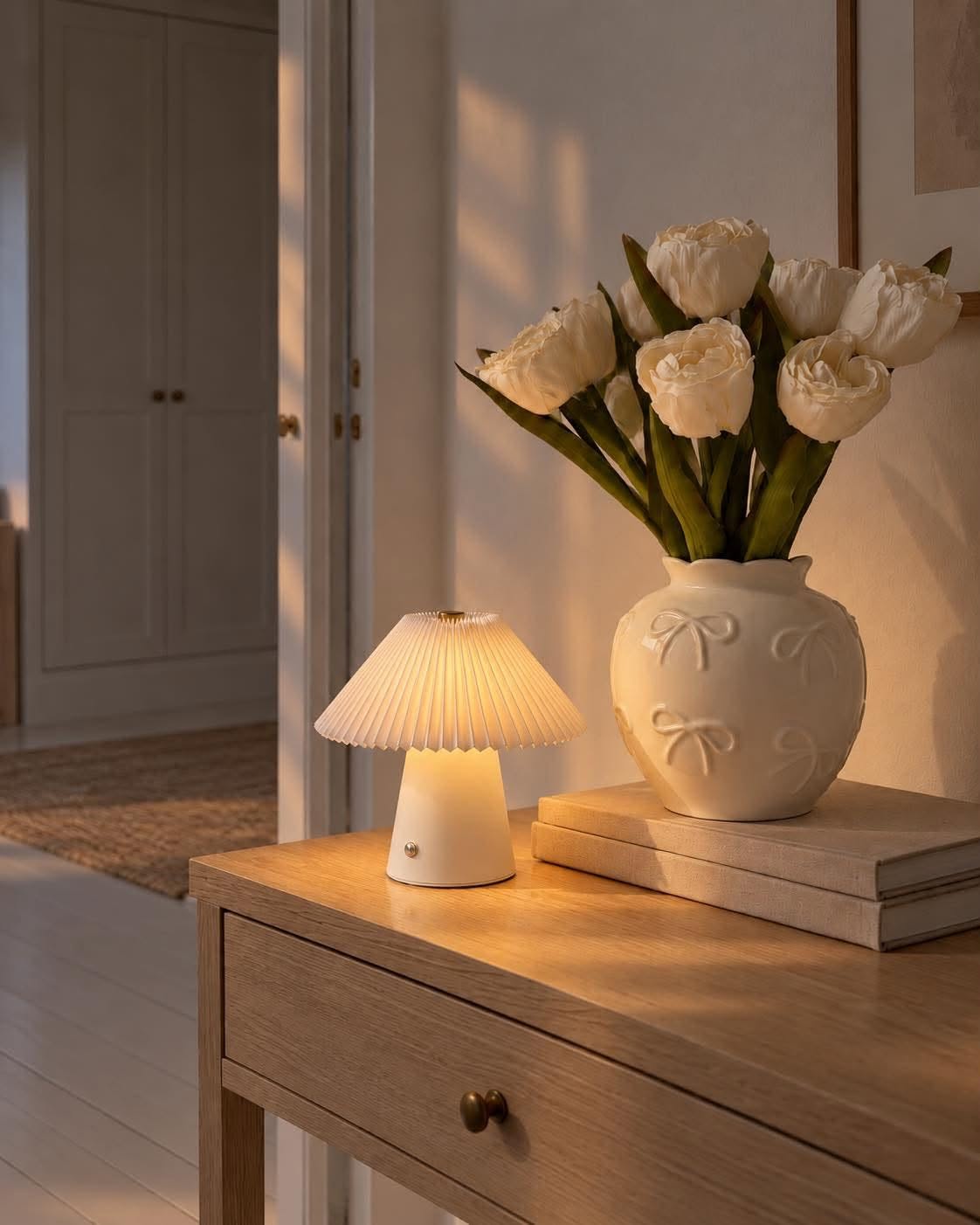 Lampe de table plissée rechargeable - Blanche