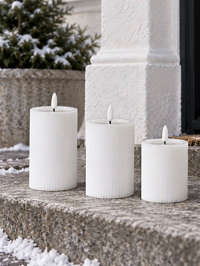 Bougie LED d’extérieur - Blanche à rainures 10 cm