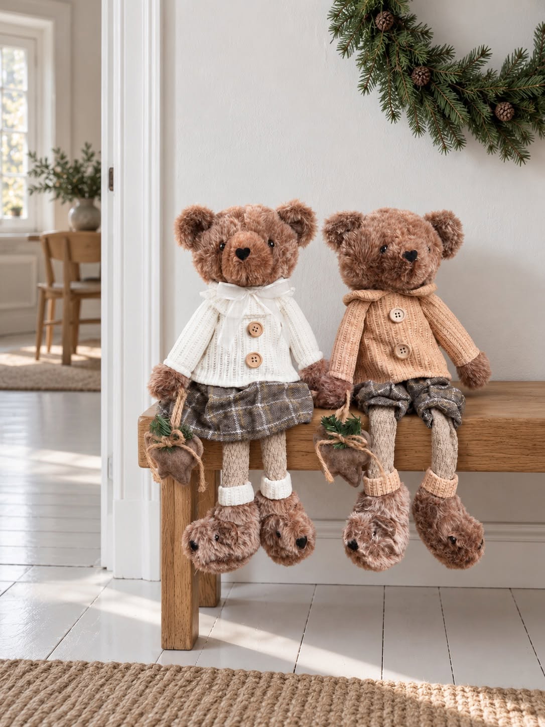 L’ours de Noël garçon – figurine de Noël marron