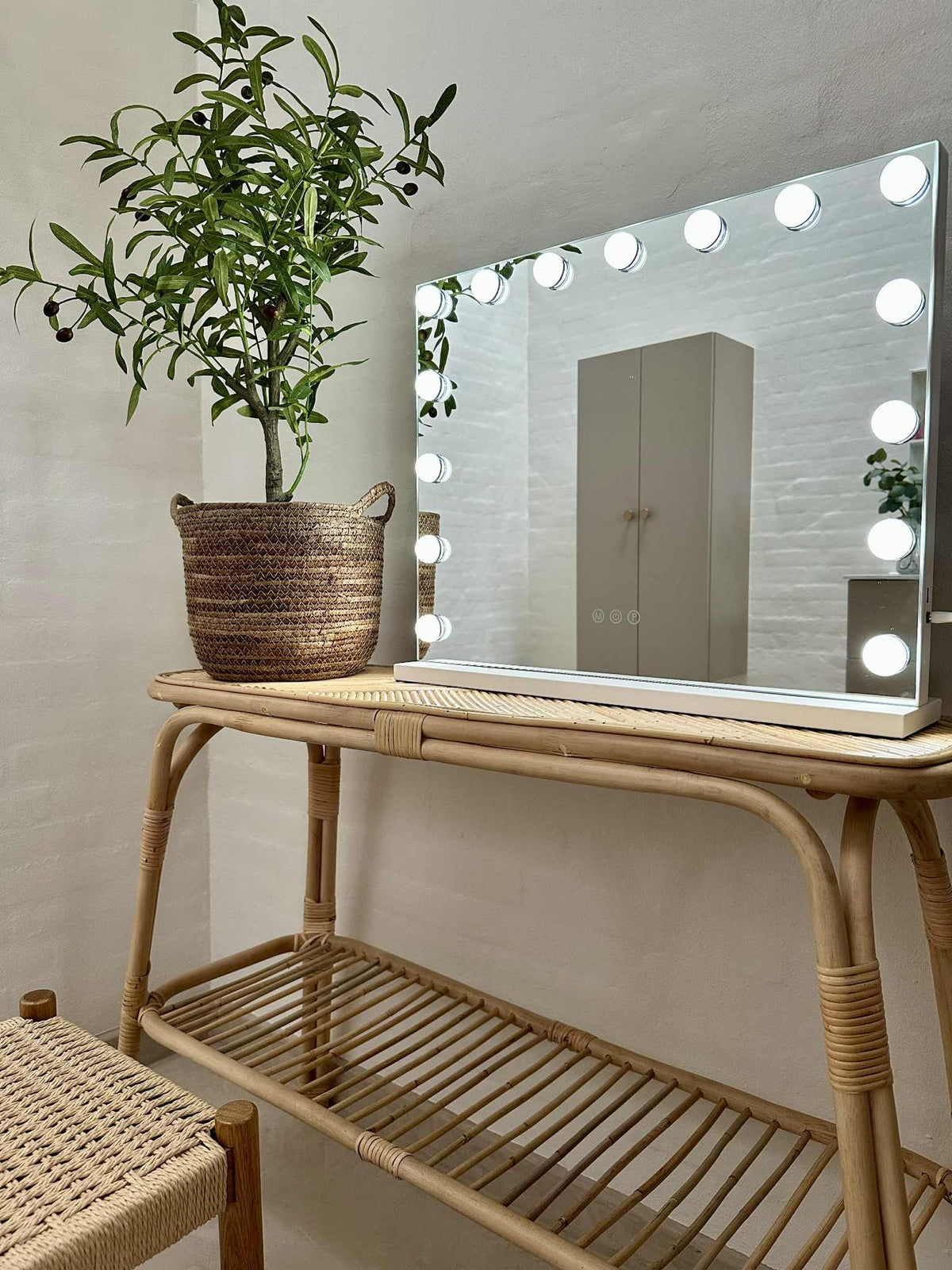 Miroir de maquillage Hollywood avec lumière