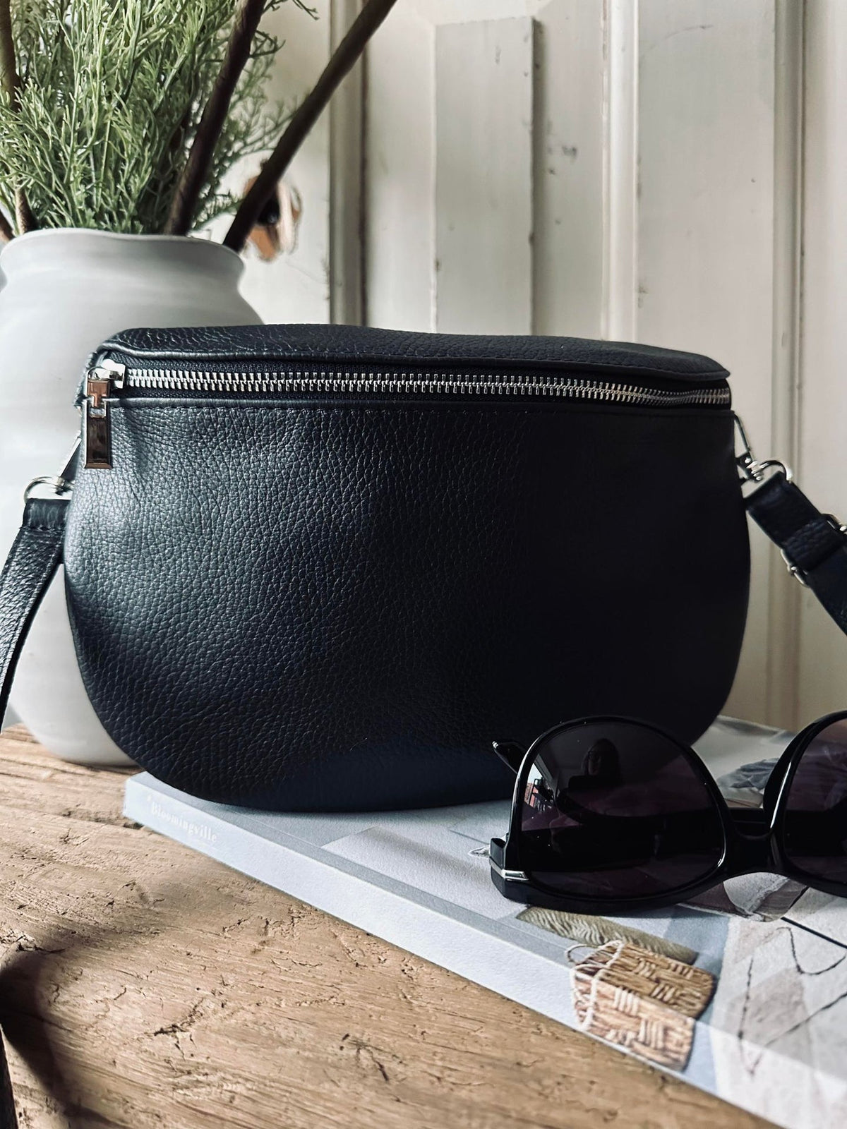Banane Leona - Small black