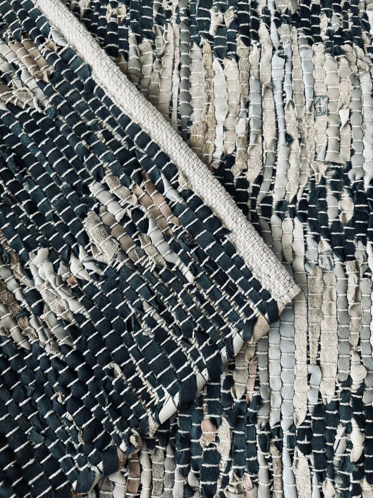 Tapis de sol en cuir tressé – 60x90 cm