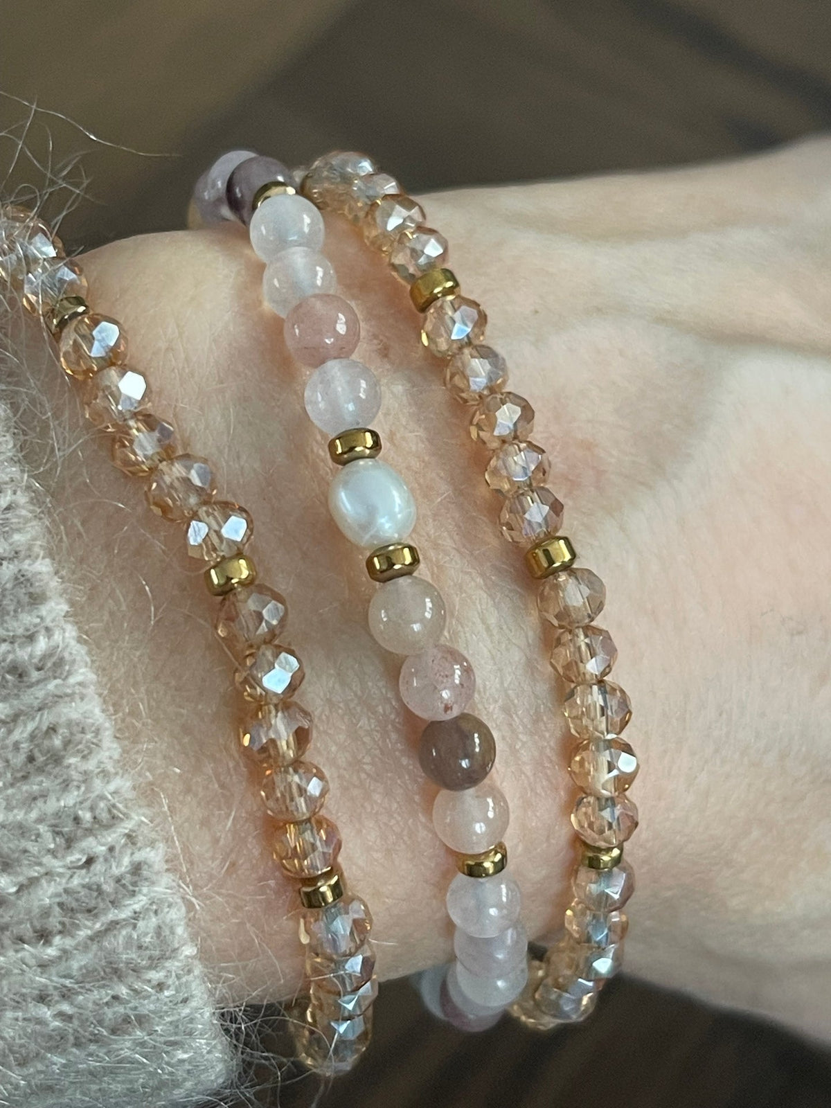 Le bracelet Leah blush/nature – Ensemble de 3 pièces