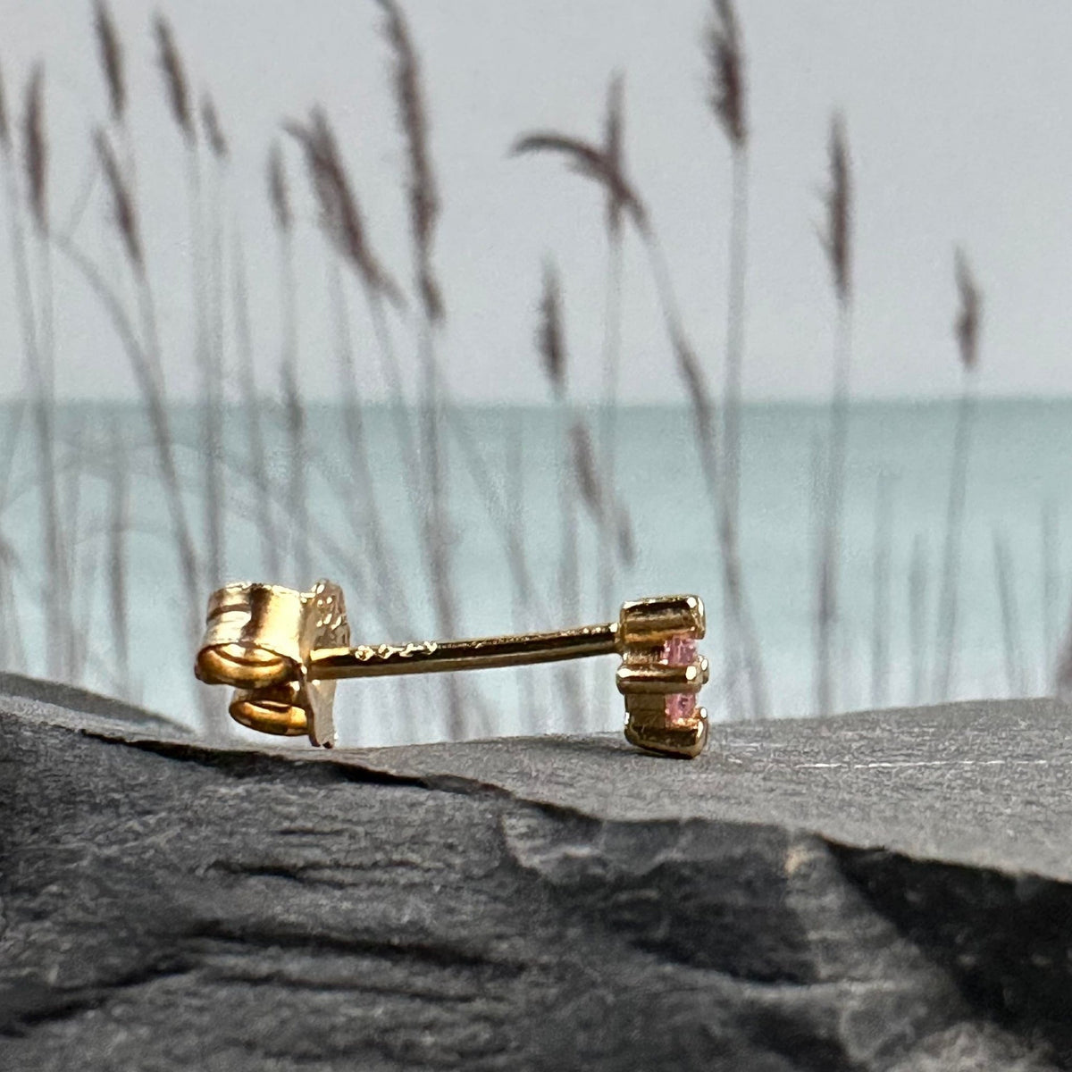 Oreille stud Single GIA Pink plaqué or 18K – 1 pièce
