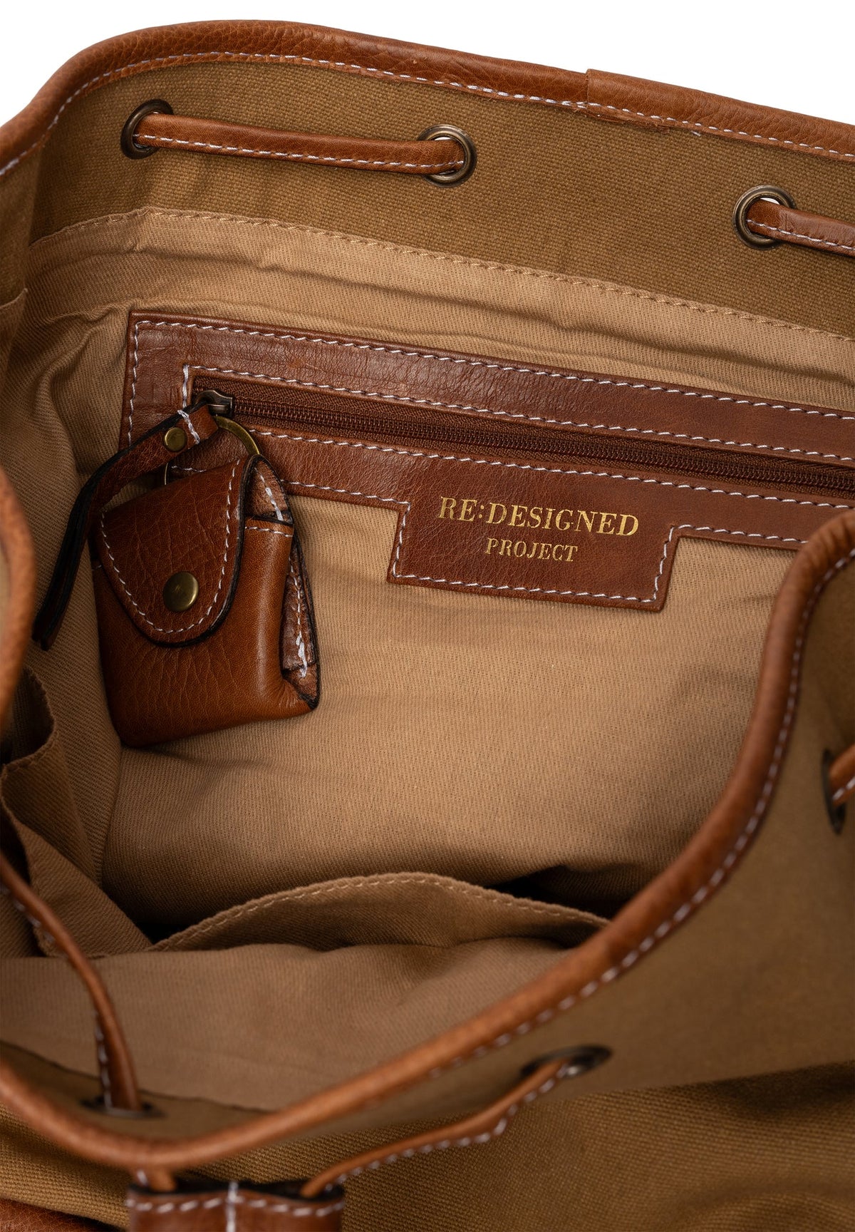 Sac à dos en toile et cuir