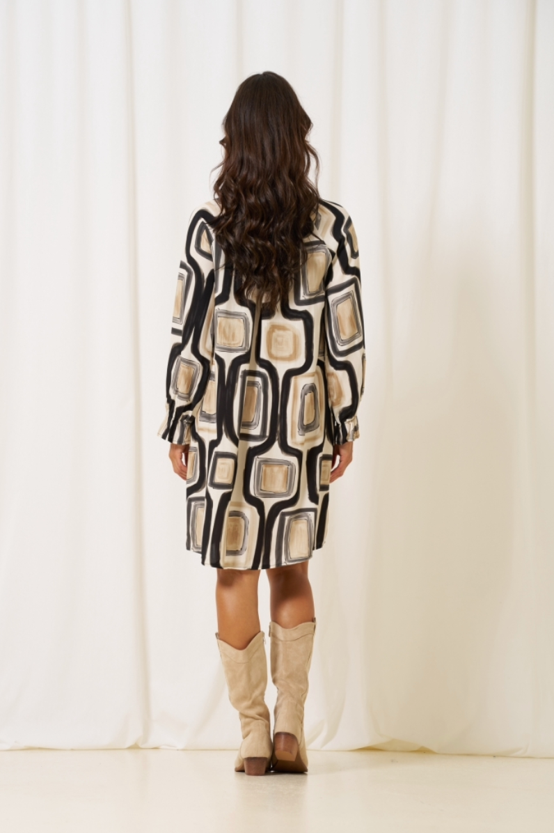 Robe Estella