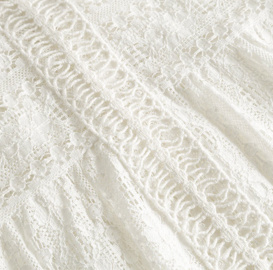 Blouse en dentelle Nelly - White