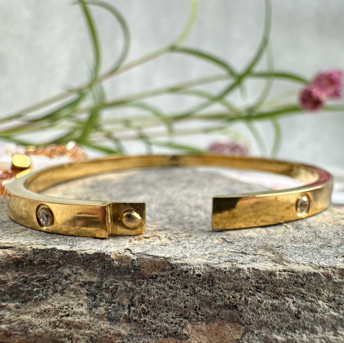 Ensemble Mindy avec bracelet et boucles d’oreilles - plaqué or