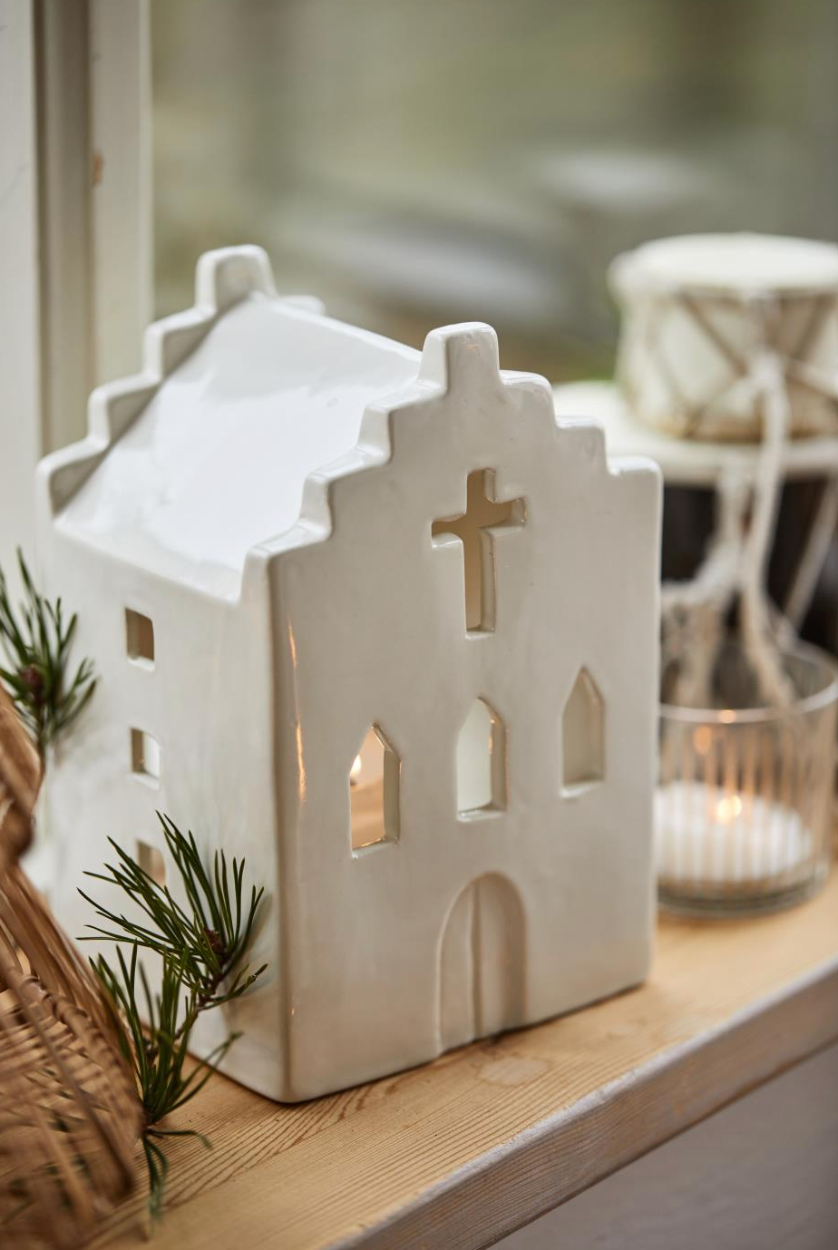 Maison lumineuse église