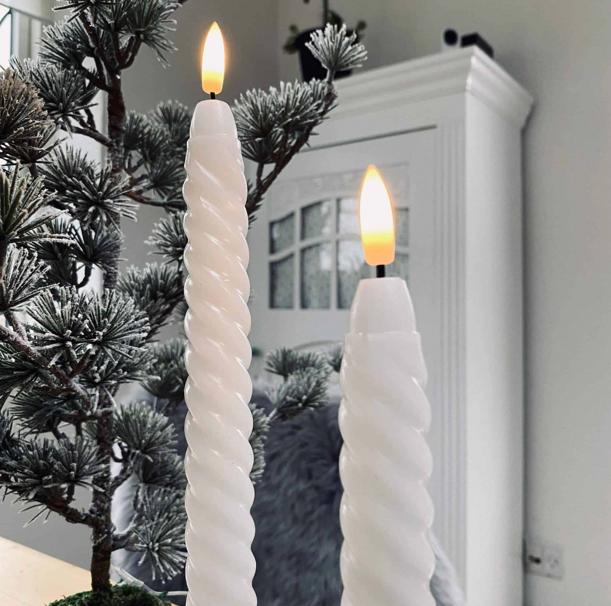 Bougies LED 2 pièces - Torsadées blanches
