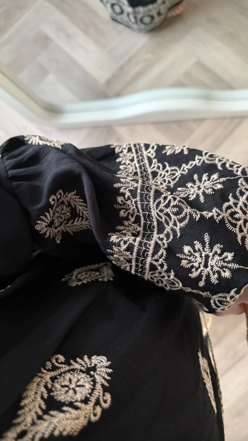 Robe Black Boheme