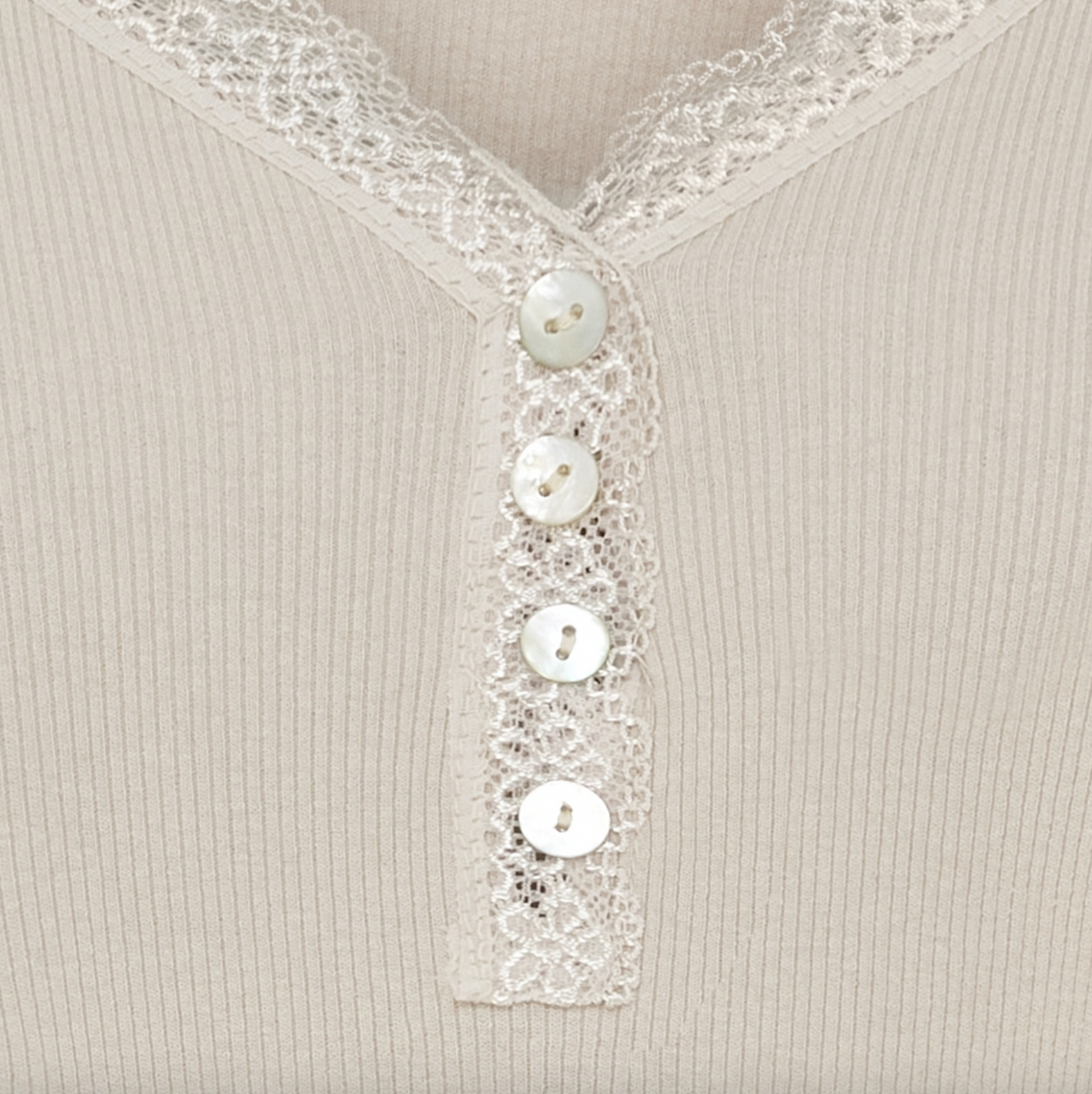 Blouse Masha avec boutons - Beige