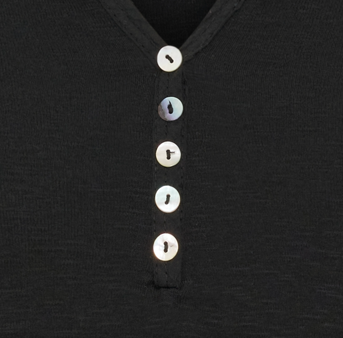 T-shirt - Jonna black