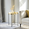Table d'appoint en or