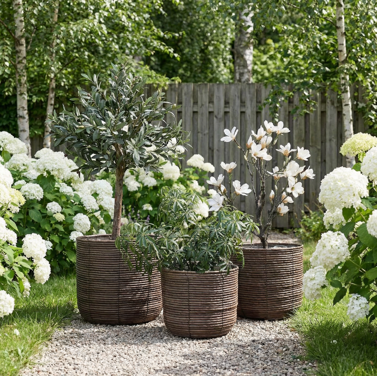 Paniers à plantes DARK RATTAN - plusieurs tailles