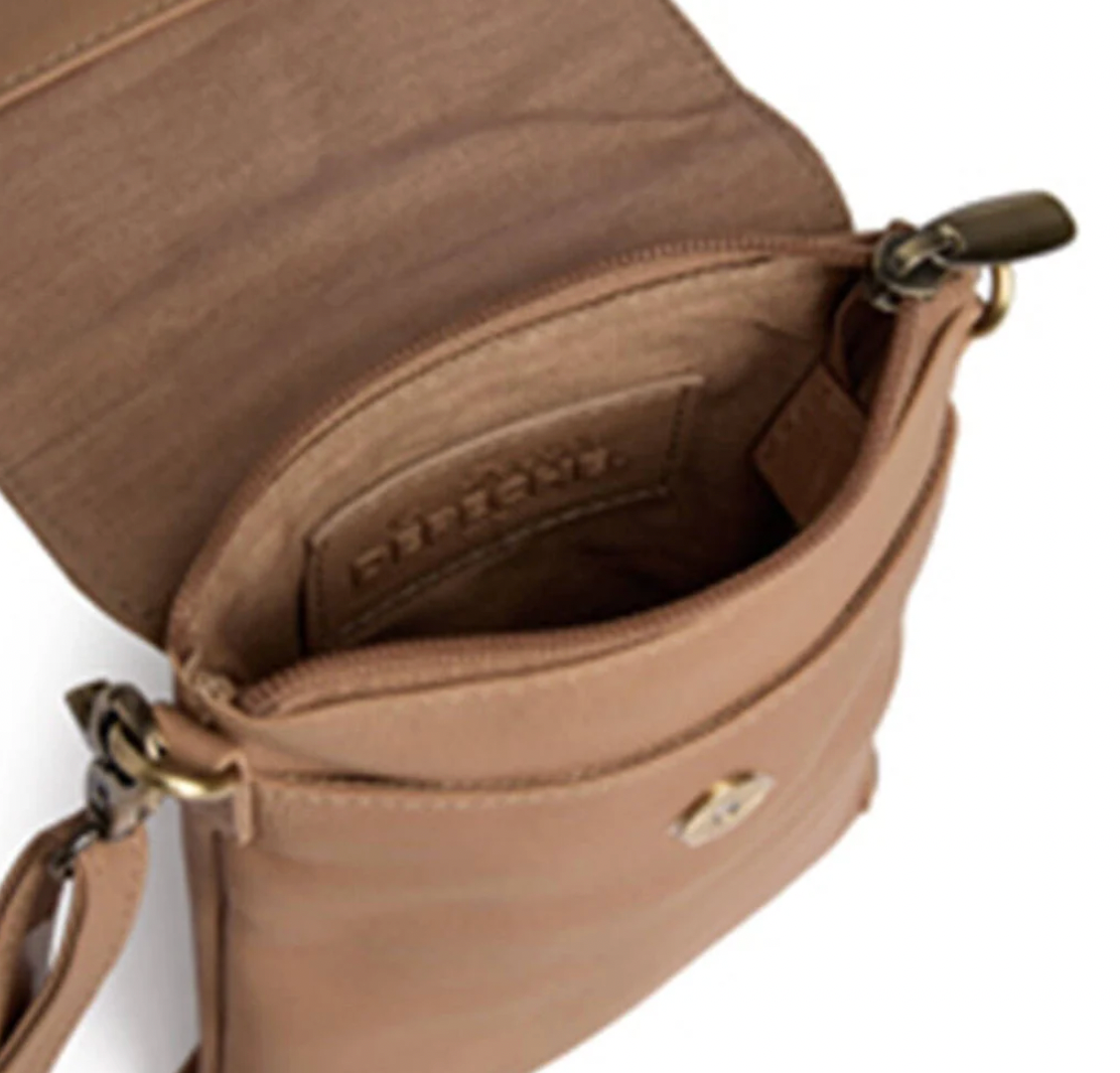 Pochette téléphone Aura Camel