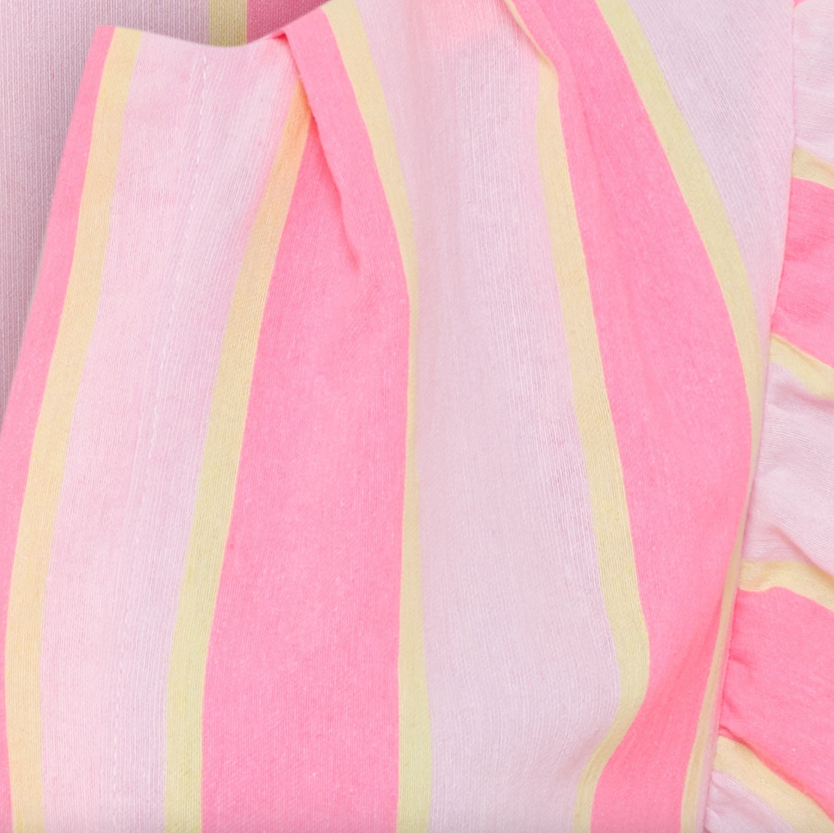 Robe Halo pink