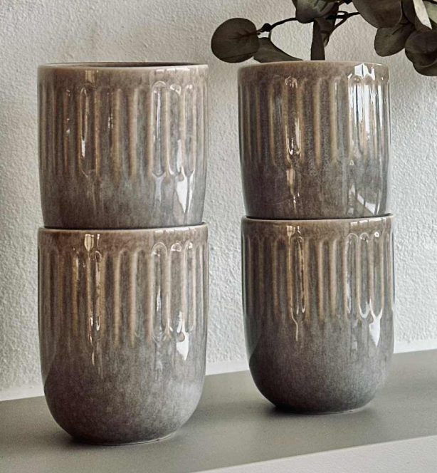 Lot de 4 mugs en grès - Beige