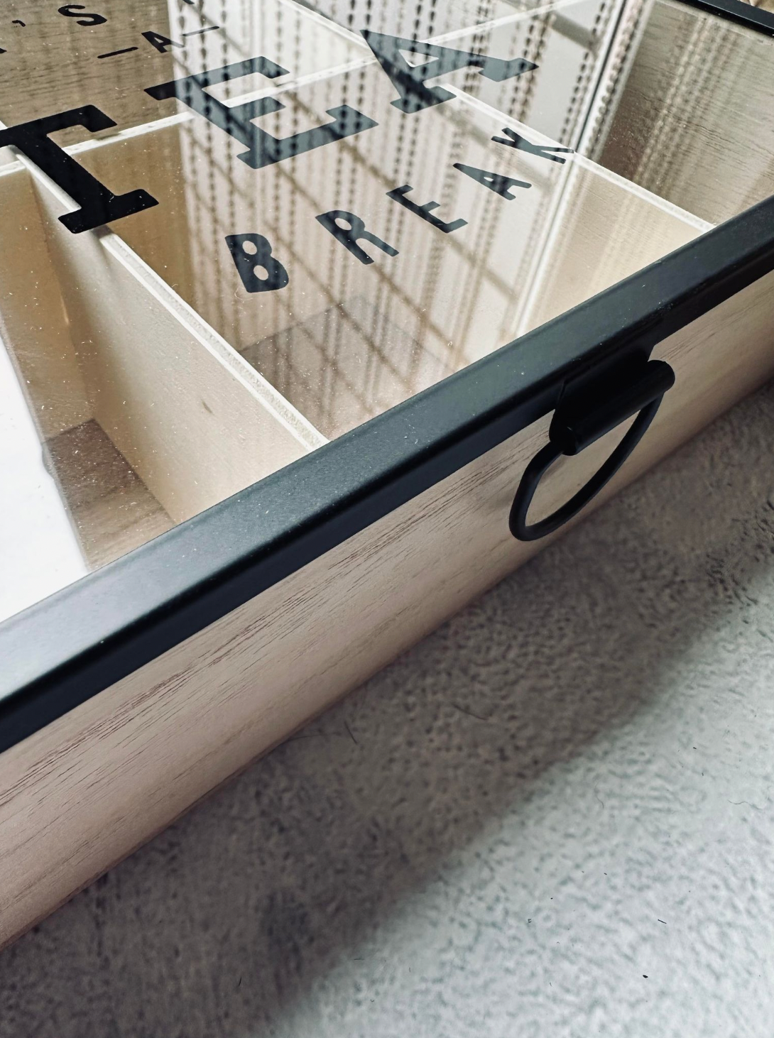 Boîte à thé en bois avec 6 compartiments