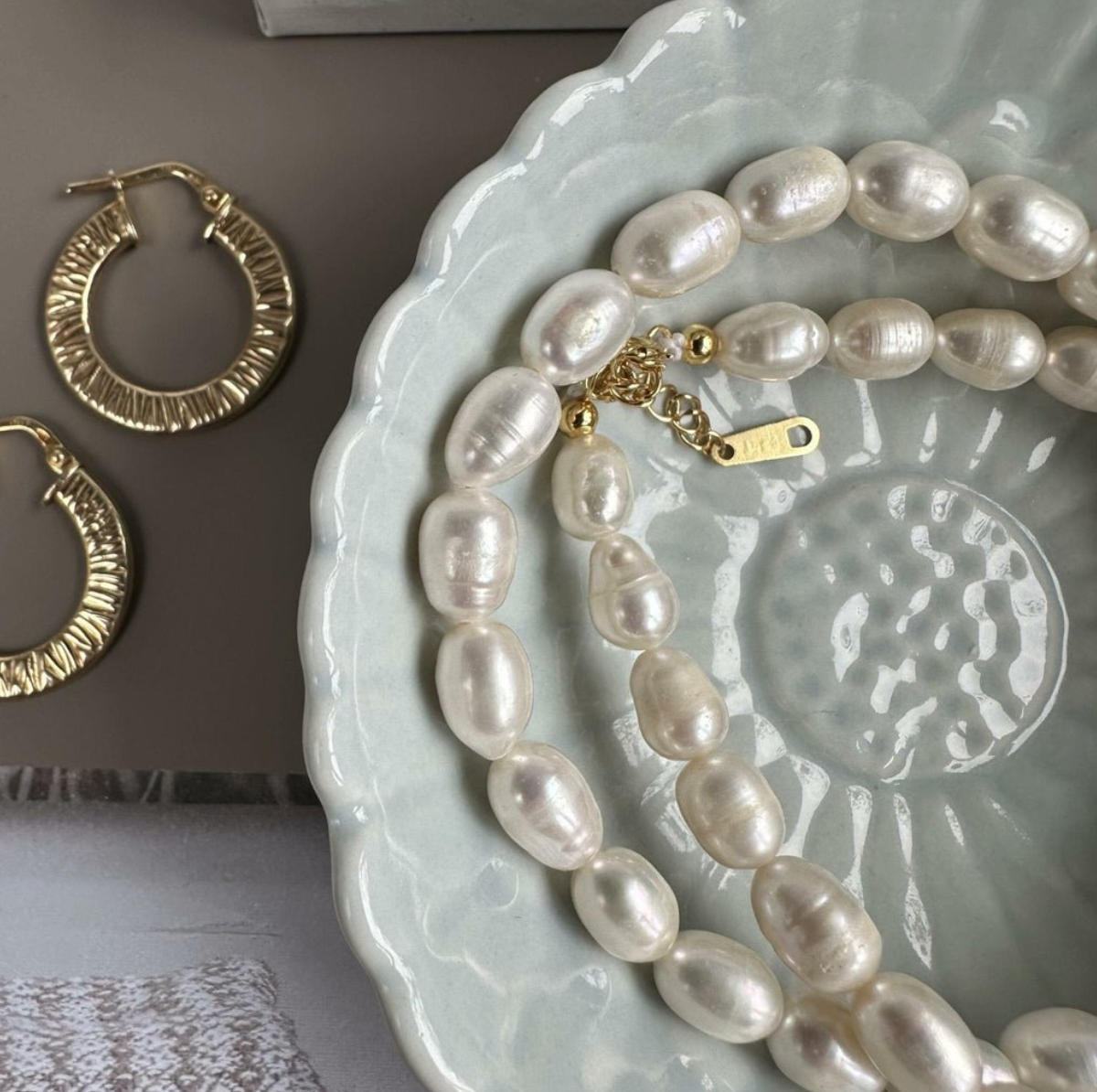 Collier Tinka avec perles d’eau douce blanc cassé