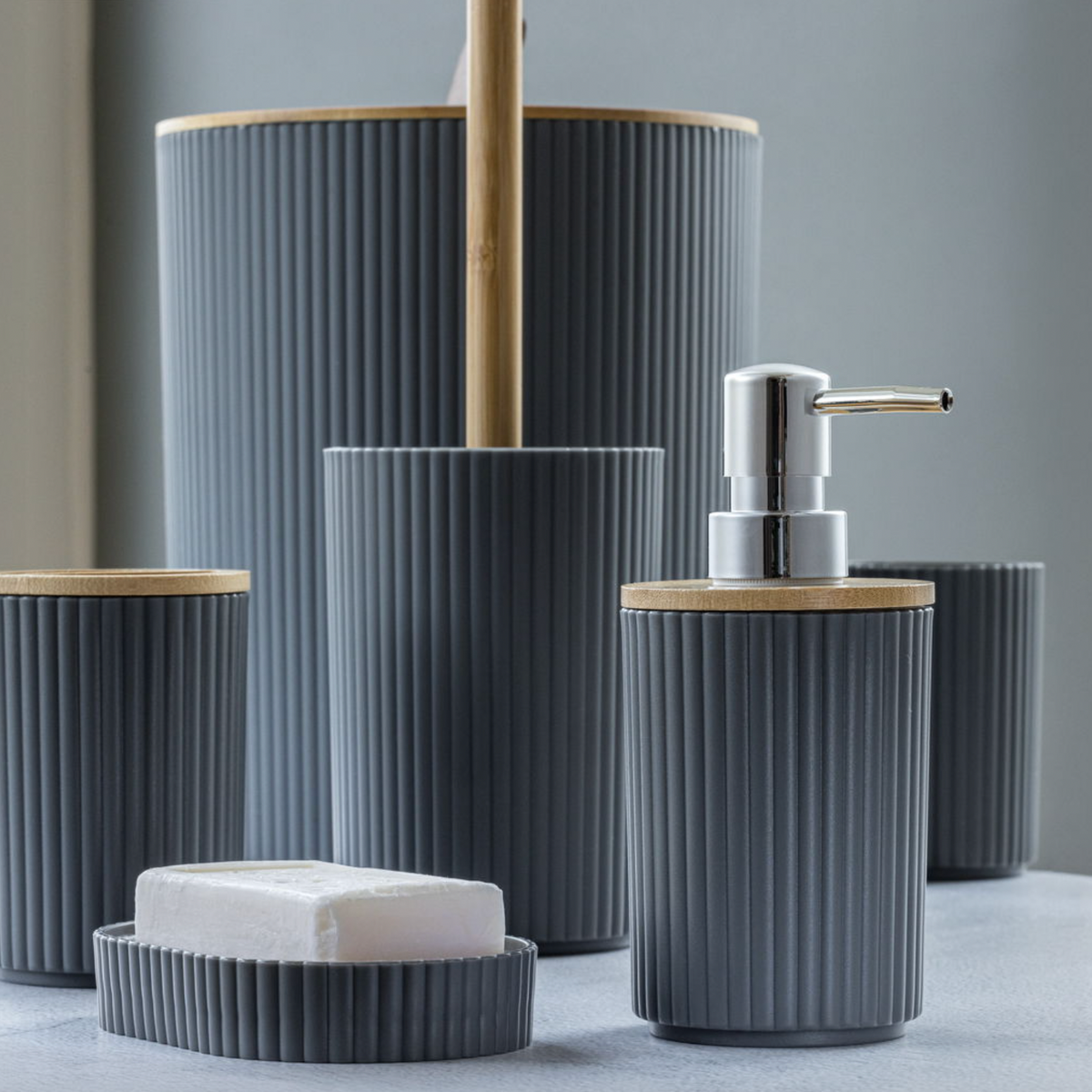 Ensemble de salle de bain : 6 pièces