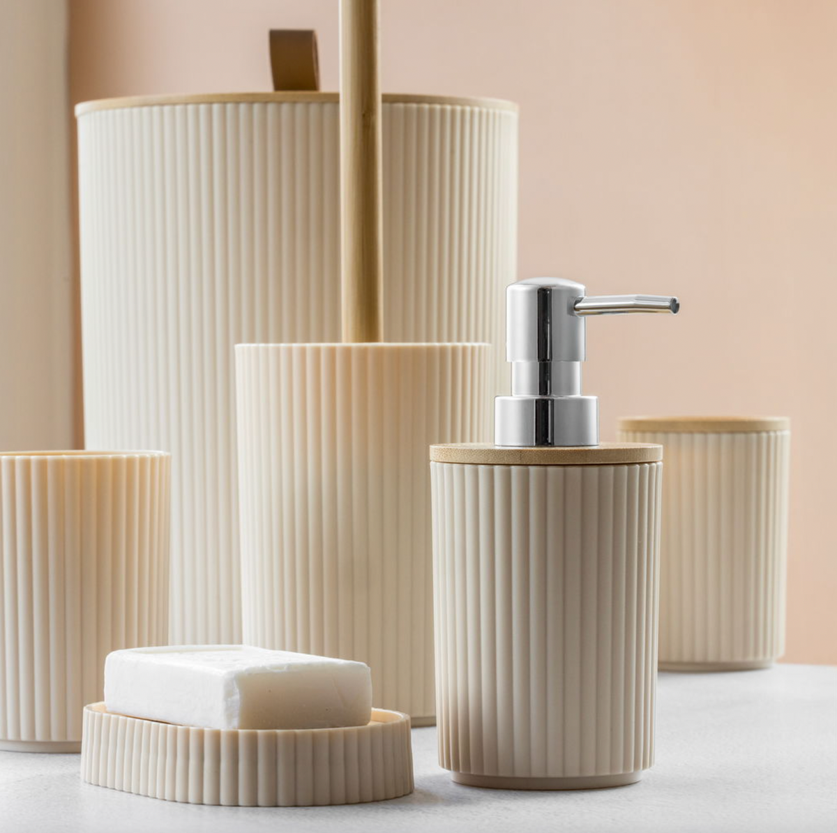 Ensemble de salle de bain : 6 pièces