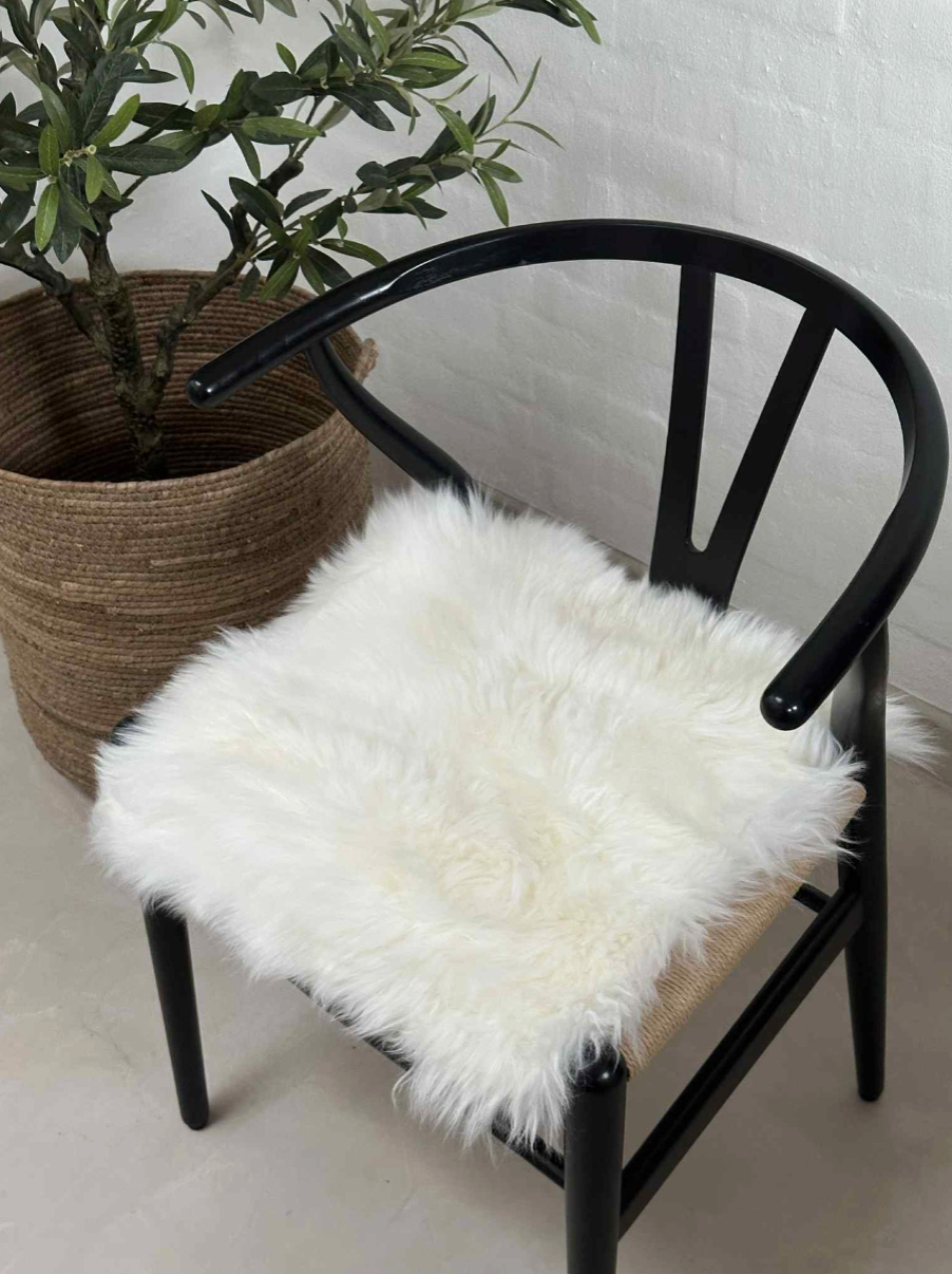 Assise en peau - Blanche 40x40