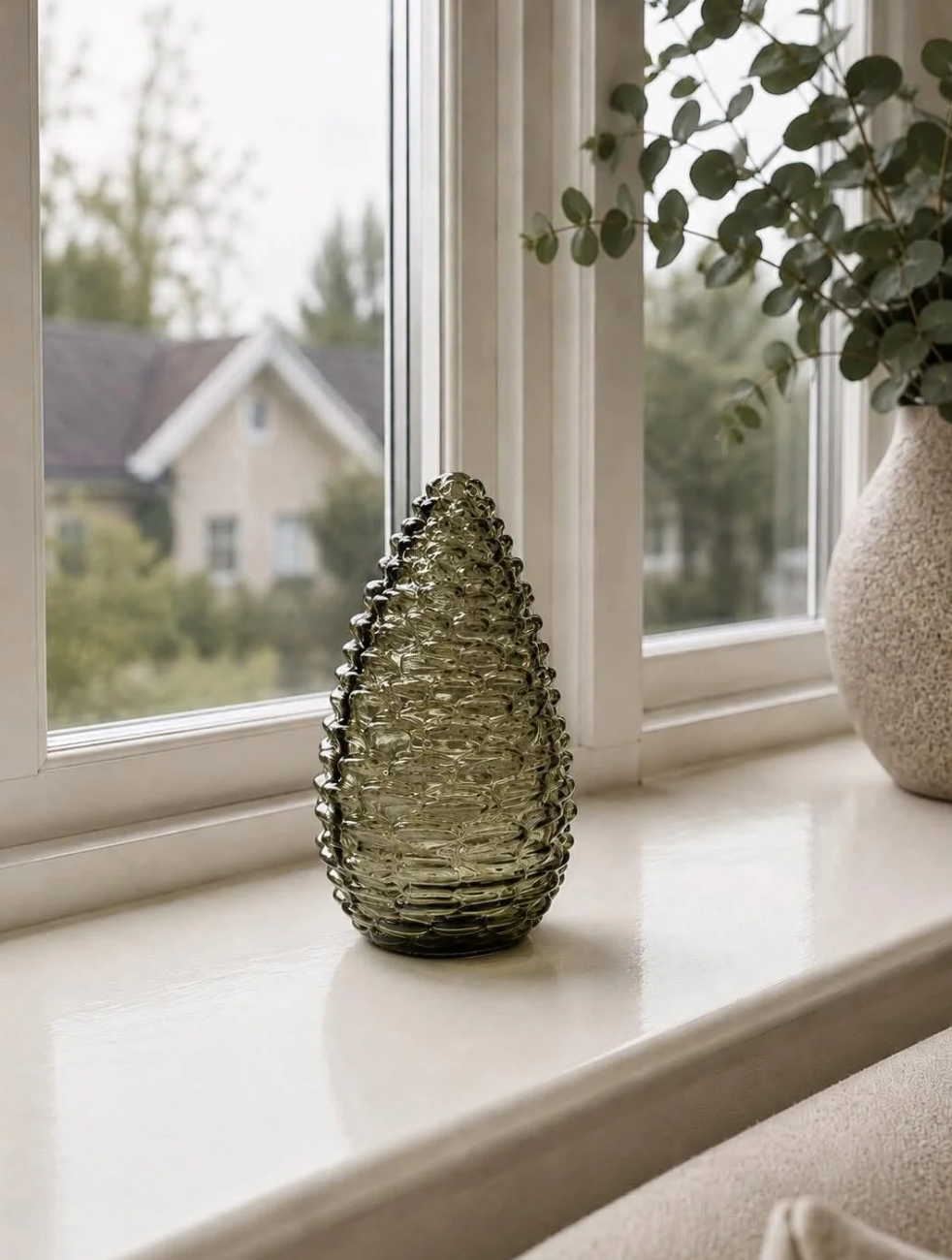Pomme de pin 25cm - plusieurs couleurs