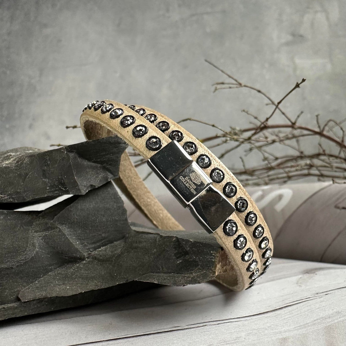 Armbånd Beige m. Swarowski sten - VIAMAJA.DK