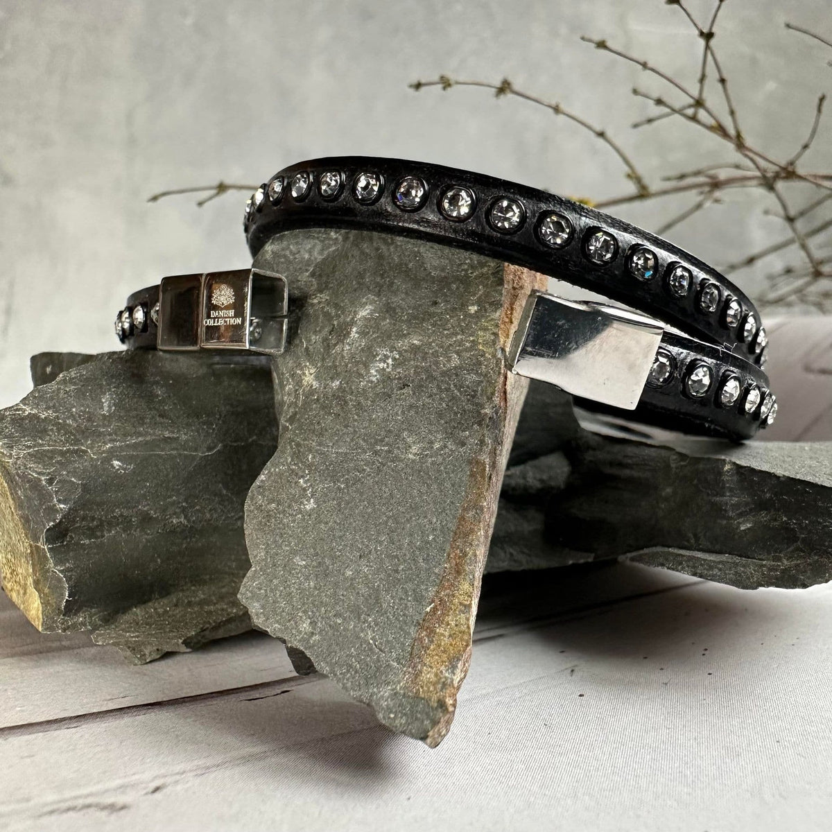 Armbånd Black m. Swarowski sten - VIAMAJA.DK