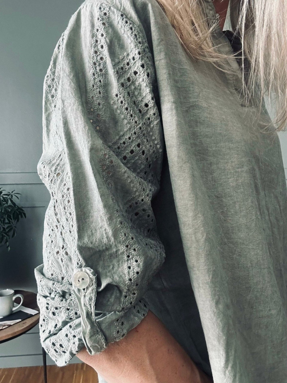 Bluse – Kaki Cold Wash - VIAMAJA.DK