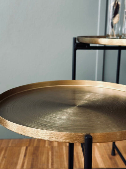 Bord i sort og guld metal – Small - VIAMAJA.DK