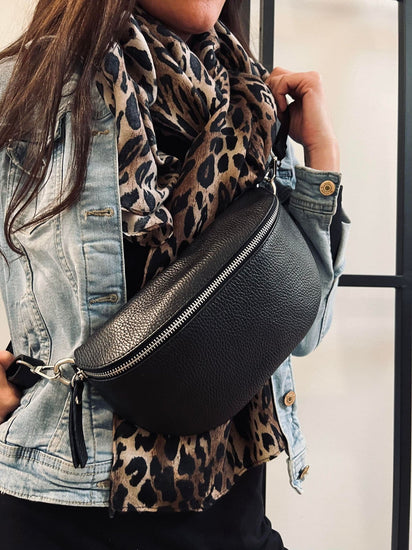 Bumbag Black leather - VIAMAJA.DK