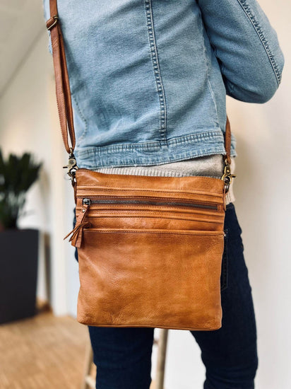 Crossover taske FELLO Cognac - VIAMAJA.DK