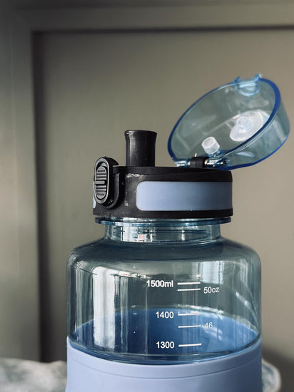 Drikkeflaske 1500ml – Skyblue - VIAMAJA.DK