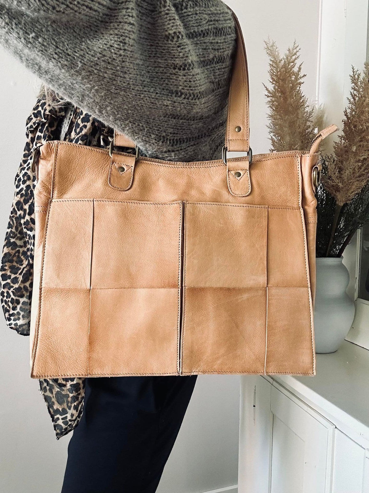 Elegant arbejdstaske / shopper – Sand - VIAMAJA.DK