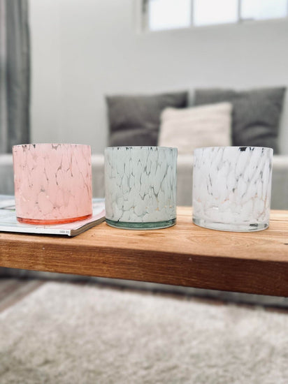 Fyrfadsstage i mundblæstglas White - VIAMAJA.DK