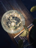 Boule en verre à énergie solaire