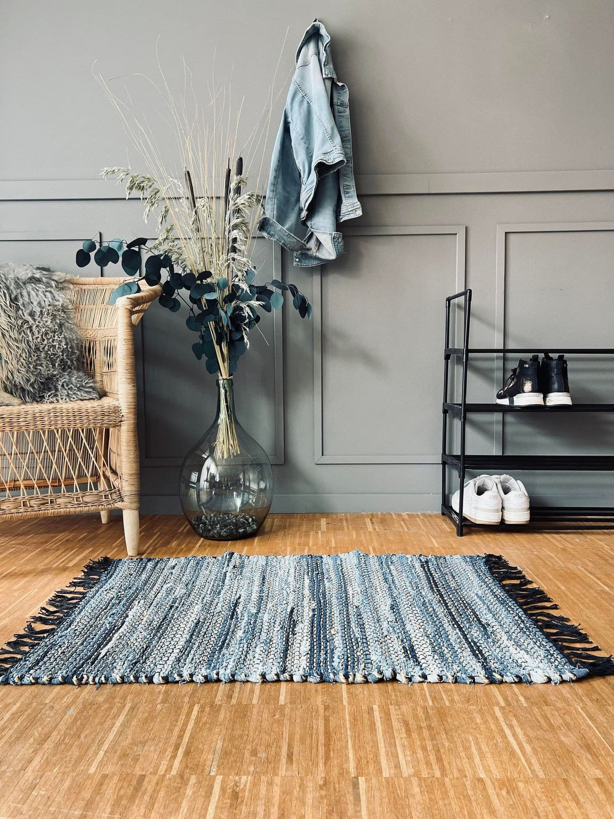 Gulvtæppe i denim og jute - 60x90cm - VIAMAJA.DK