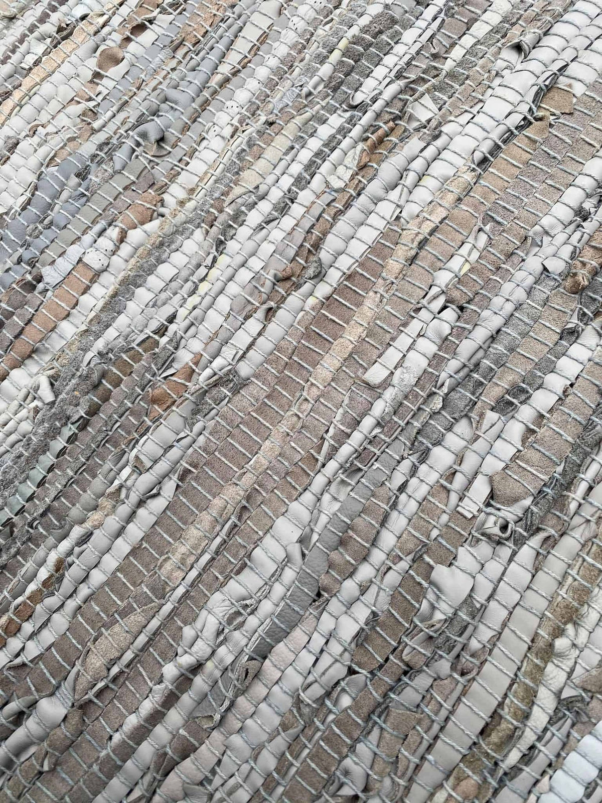 Gulvtæppe i skind – 70X200cm - VIAMAJA.DK