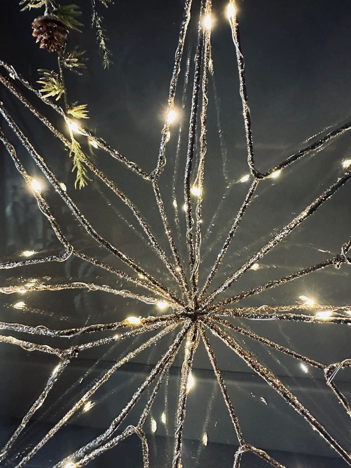 Julestjerne med LED Lys 40cm - timerfunktion - VIAMAJA.DK