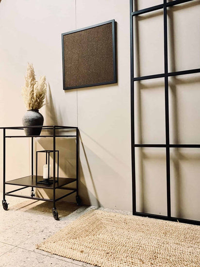 Kork opslagstavle med sort ramme – 60x60cm - VIAMAJA.DK
