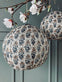 Lampe med solceller – Flower Beige dia 30cm - VIAMAJA.DK