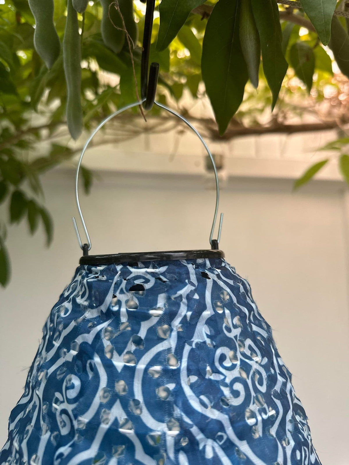 Lampe med solceller - SUMMER BLUE - VIAMAJA.DK
