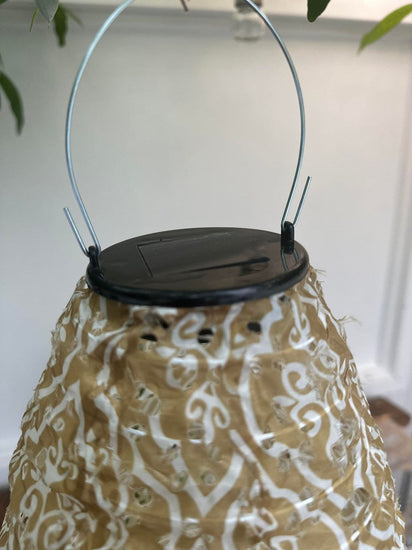 Lampe med solceller - SUMMER GOLD - VIAMAJA.DK