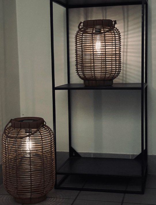 Lanterne med solceller Molly – Stor - VIAMAJA.DK